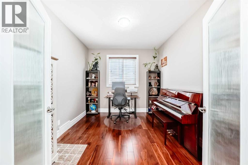 75 Silverado Bank Gardens SW - 13