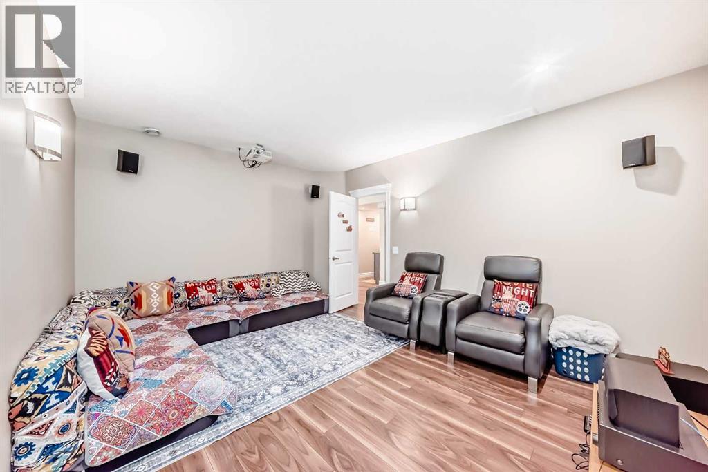 75 Silverado Bank Gardens SW - 40