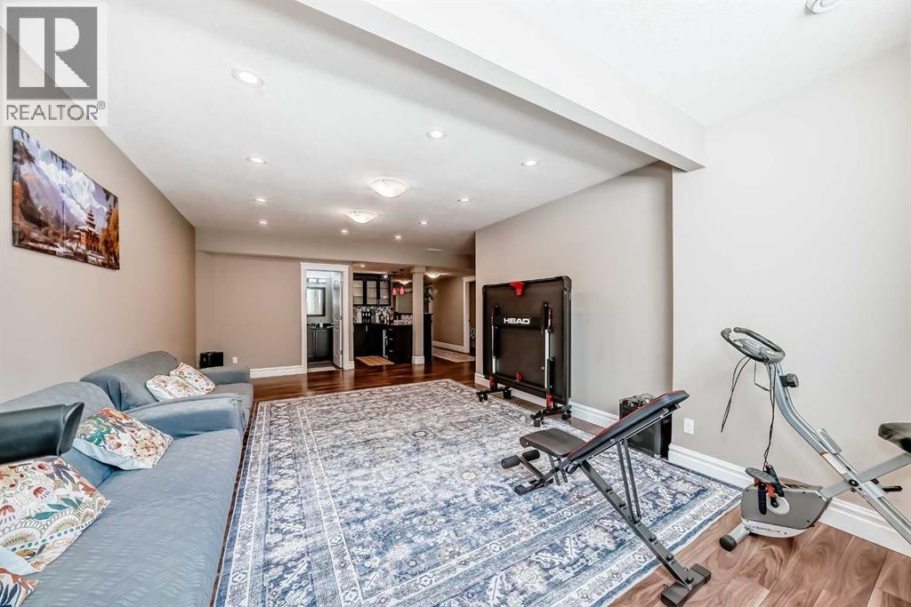 75 Silverado Bank Gardens SW - 39