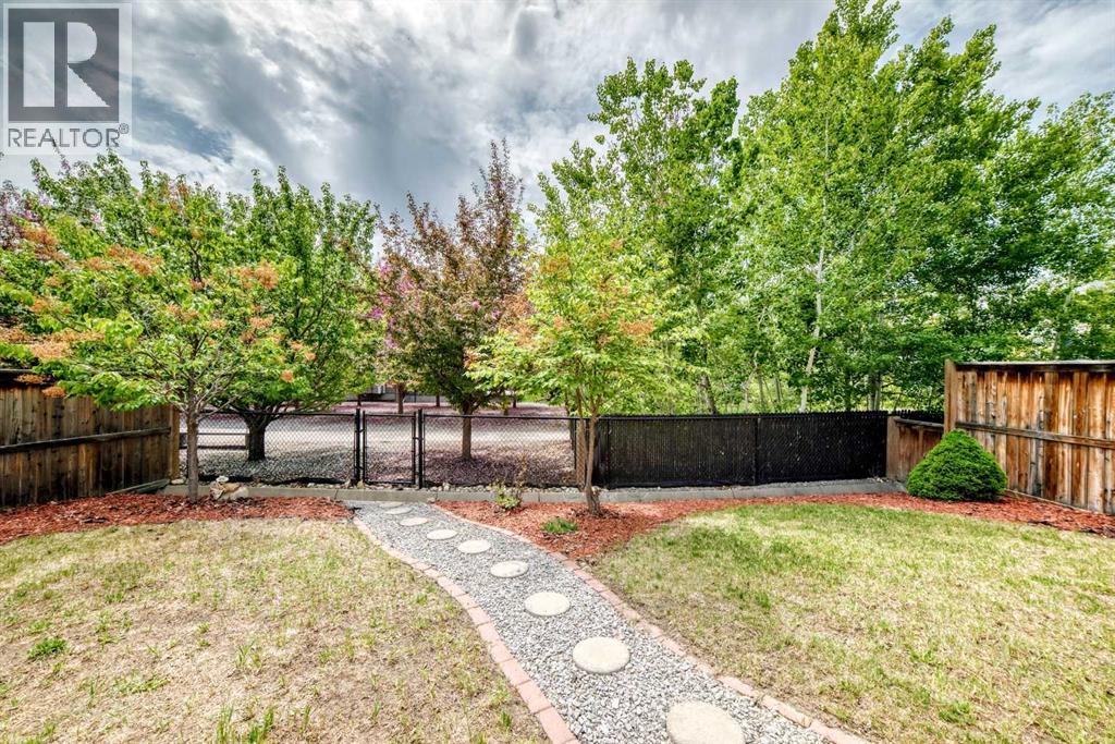 75 Silverado Bank Gardens SW - 49