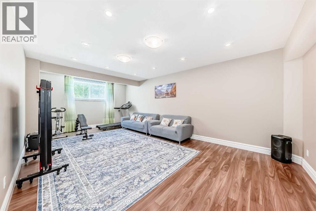 75 Silverado Bank Gardens SW - 38