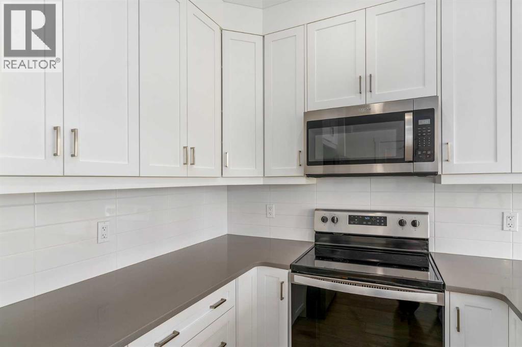 135 Legacy Glen Parade SE - 10