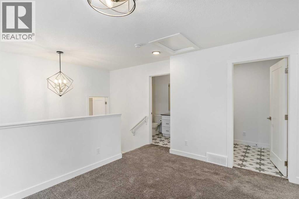 135 Legacy Glen Parade SE - 22