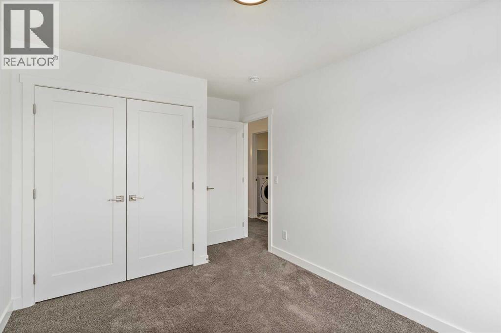 135 Legacy Glen Parade SE - 28