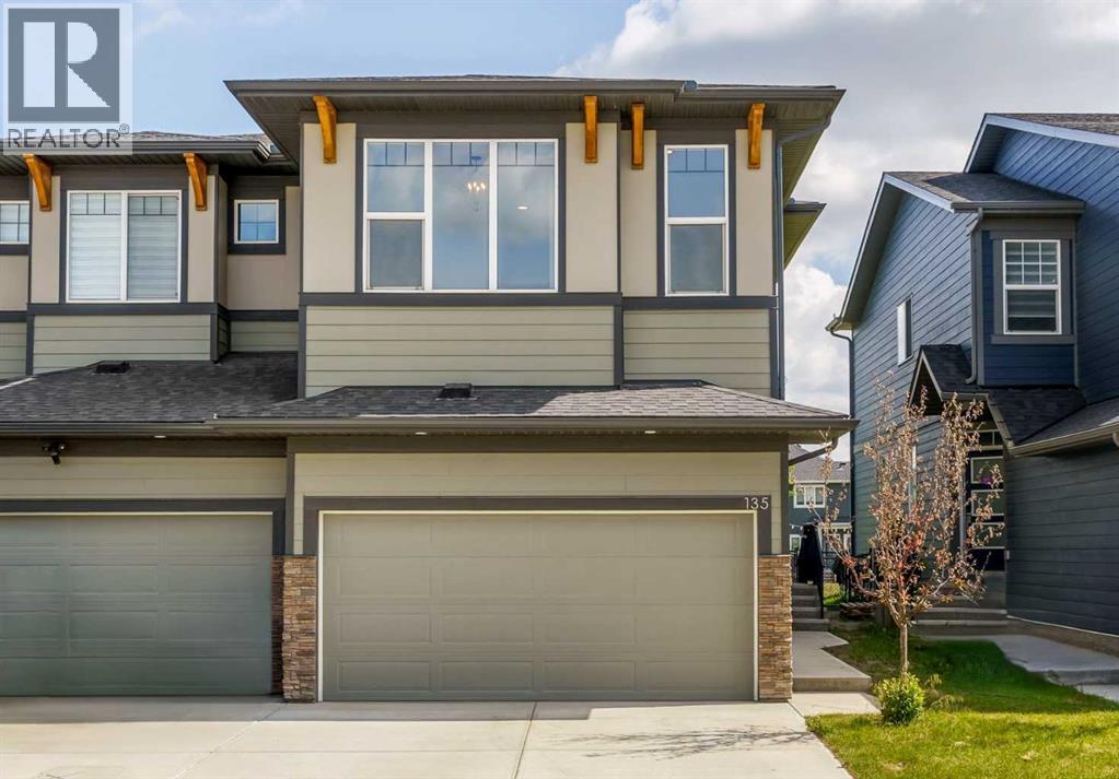 135 Legacy Glen Parade SE - 4