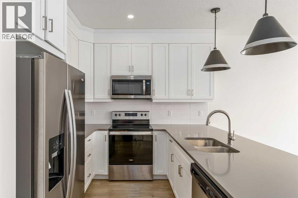 135 Legacy Glen Parade SE - 9