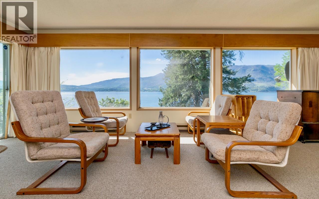 3035 Squilax-Anglemont Road - 8
