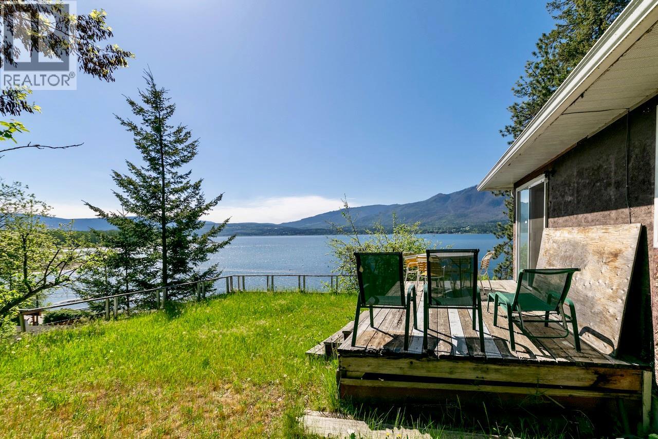3035 Squilax-Anglemont Road - 18