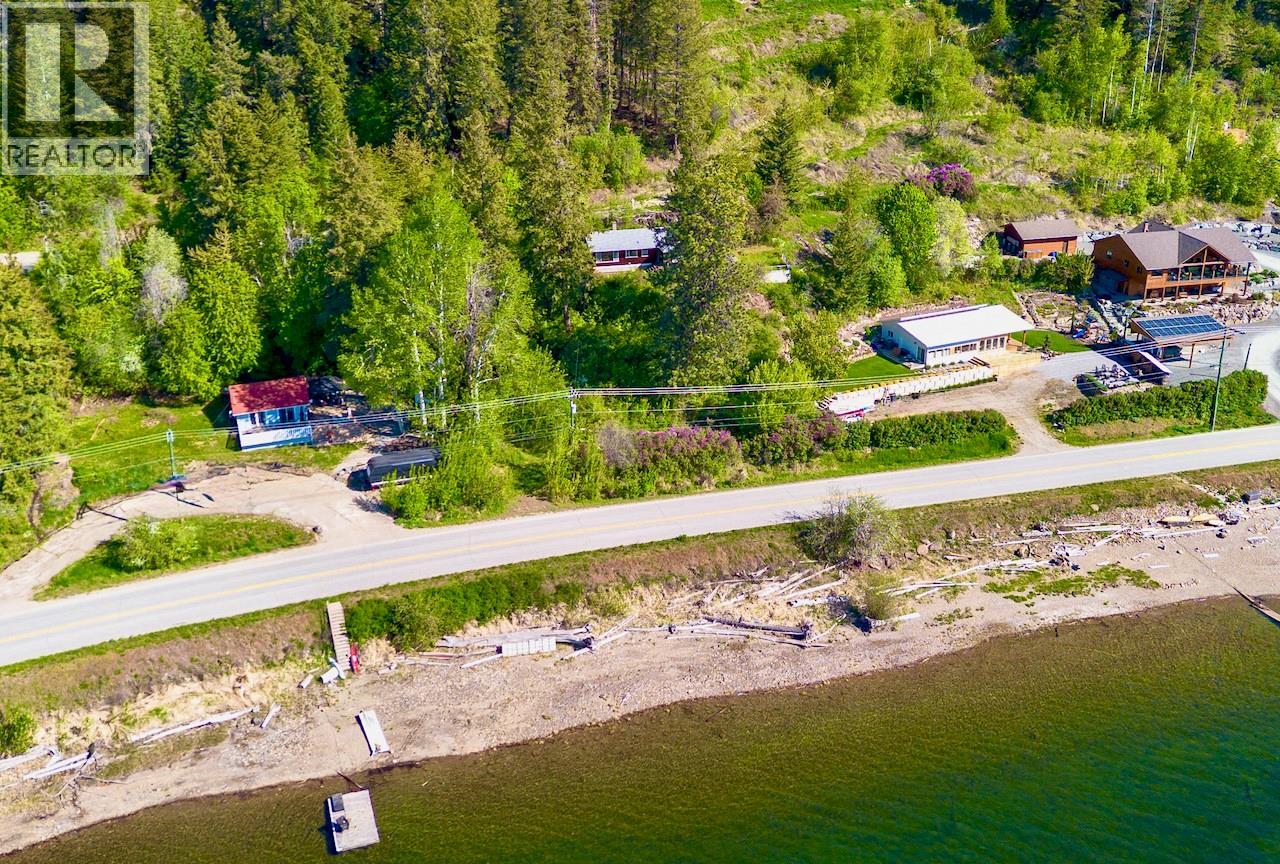 3035 Squilax-Anglemont Road - 49