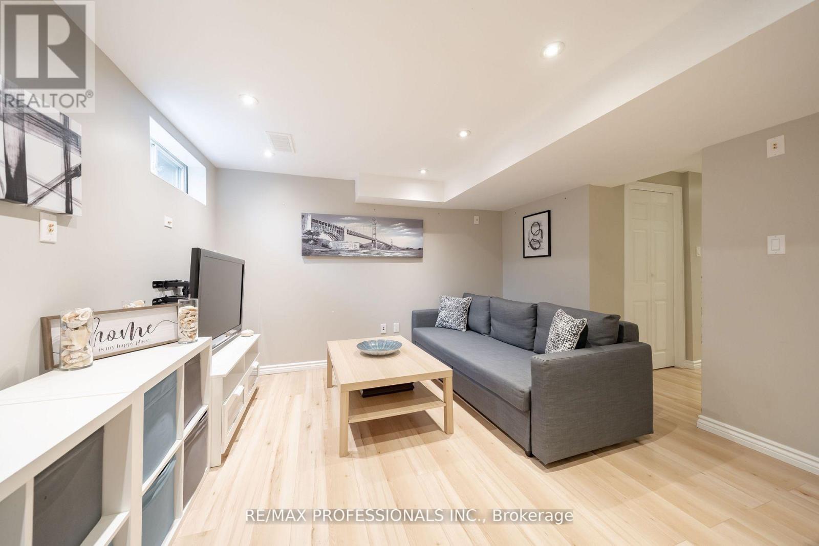 4199 GAYLING GARDENS - 27