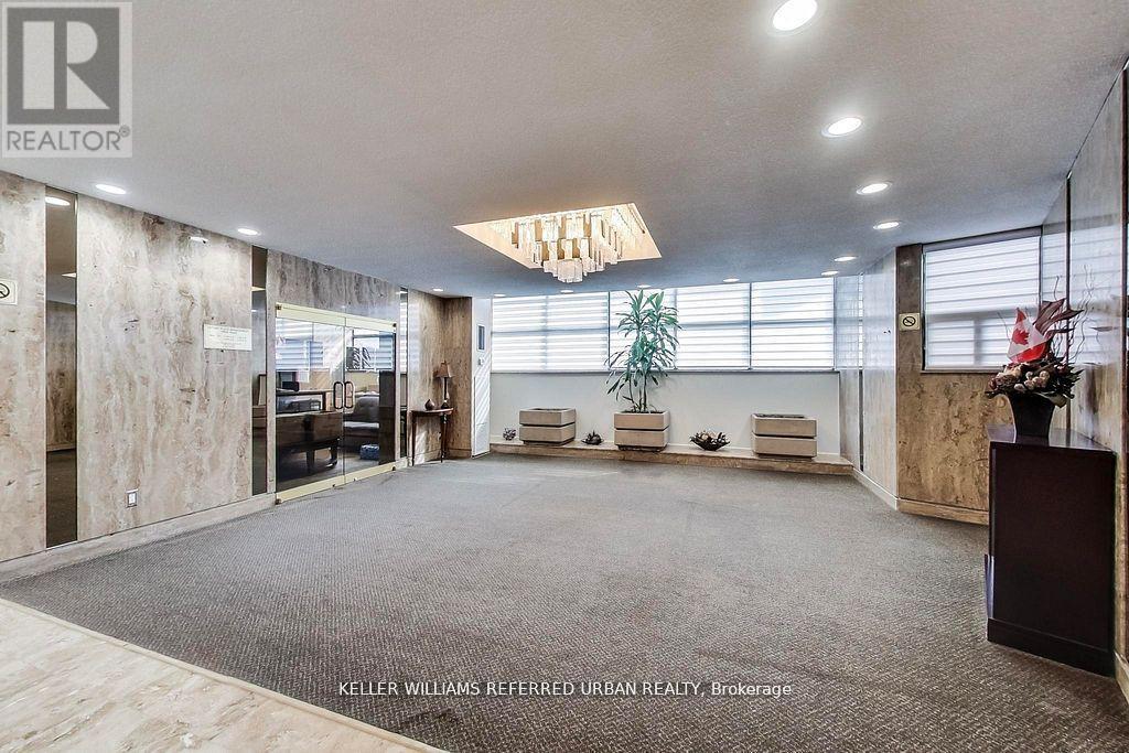 #1215 11 WINCOTT DRIVE - 39