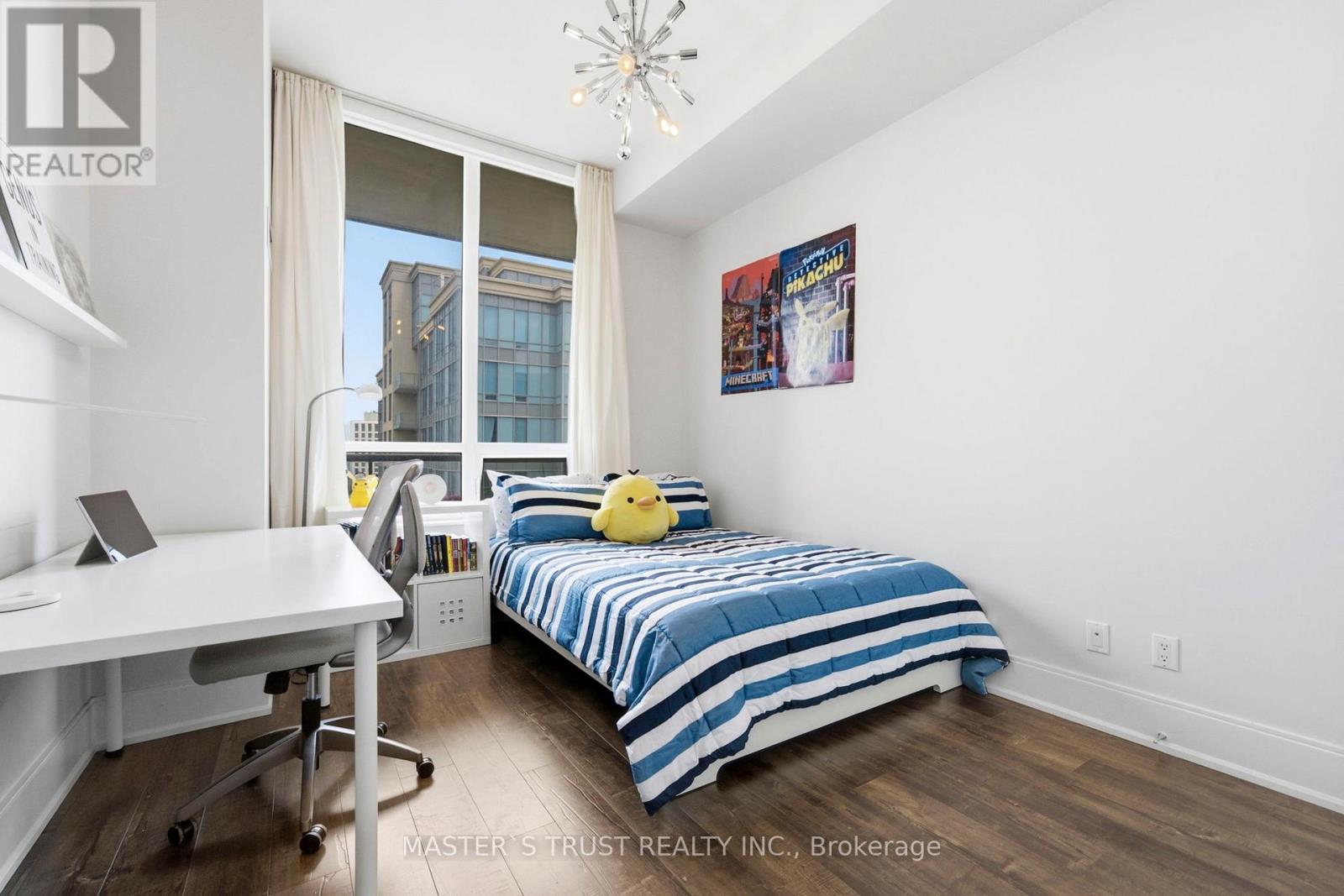 #2844 35 VIKING LANE - 24