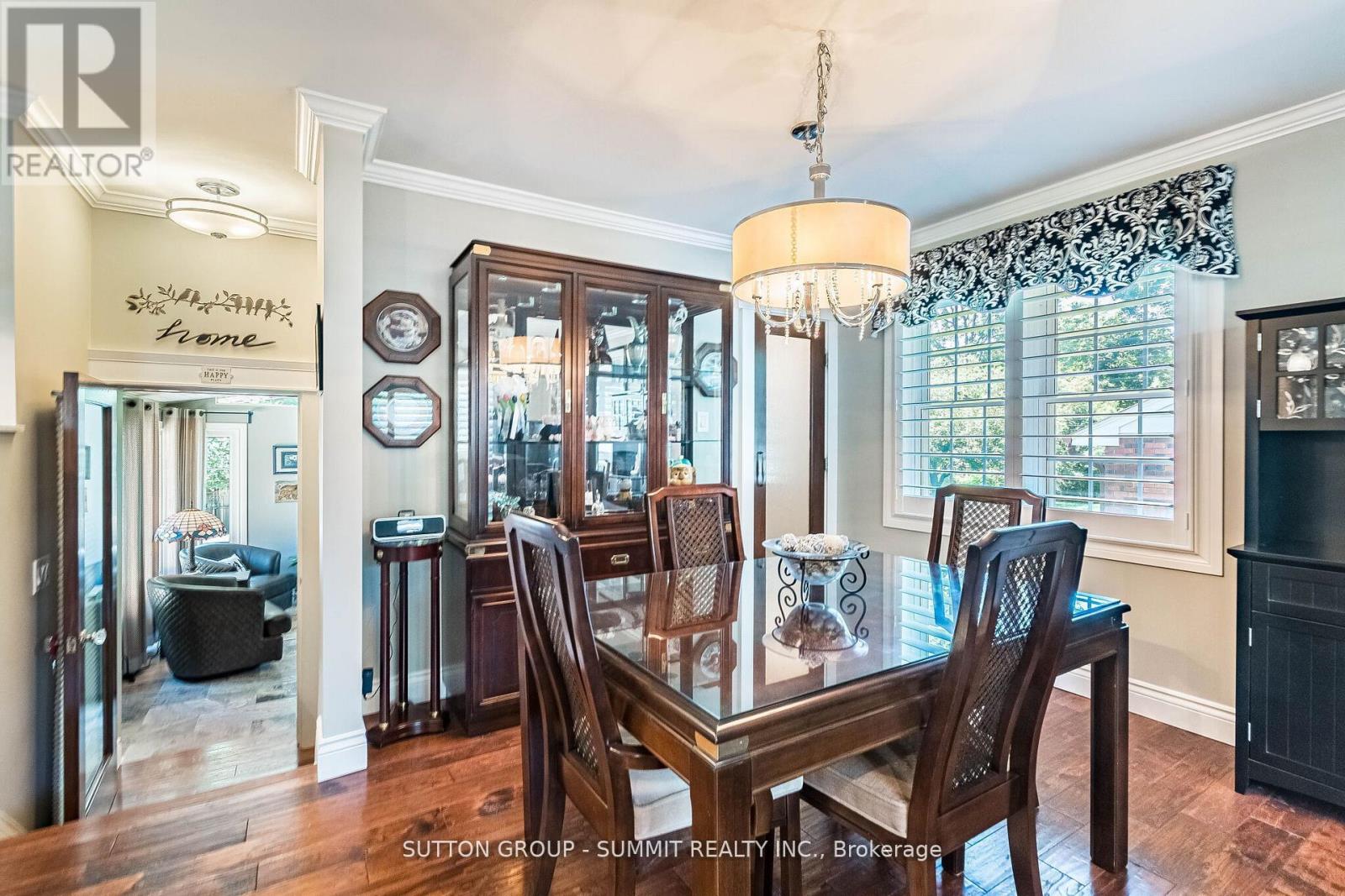 2084 EDINBURGH DRIVE - 12