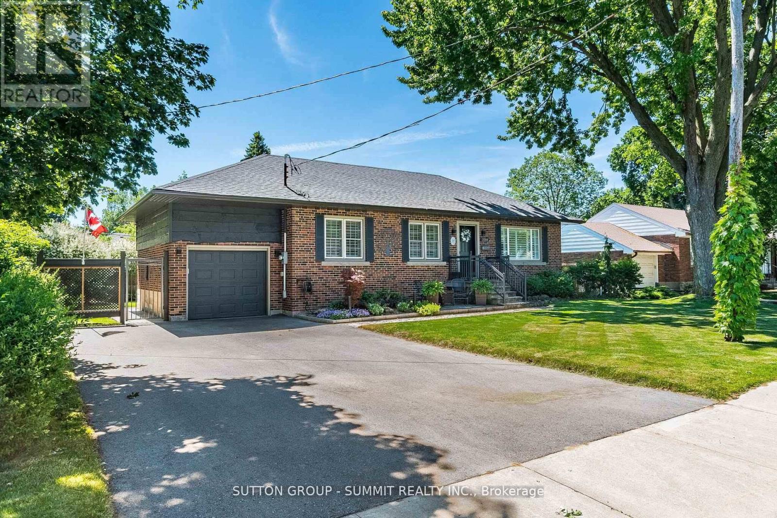 2084 EDINBURGH DRIVE - 2