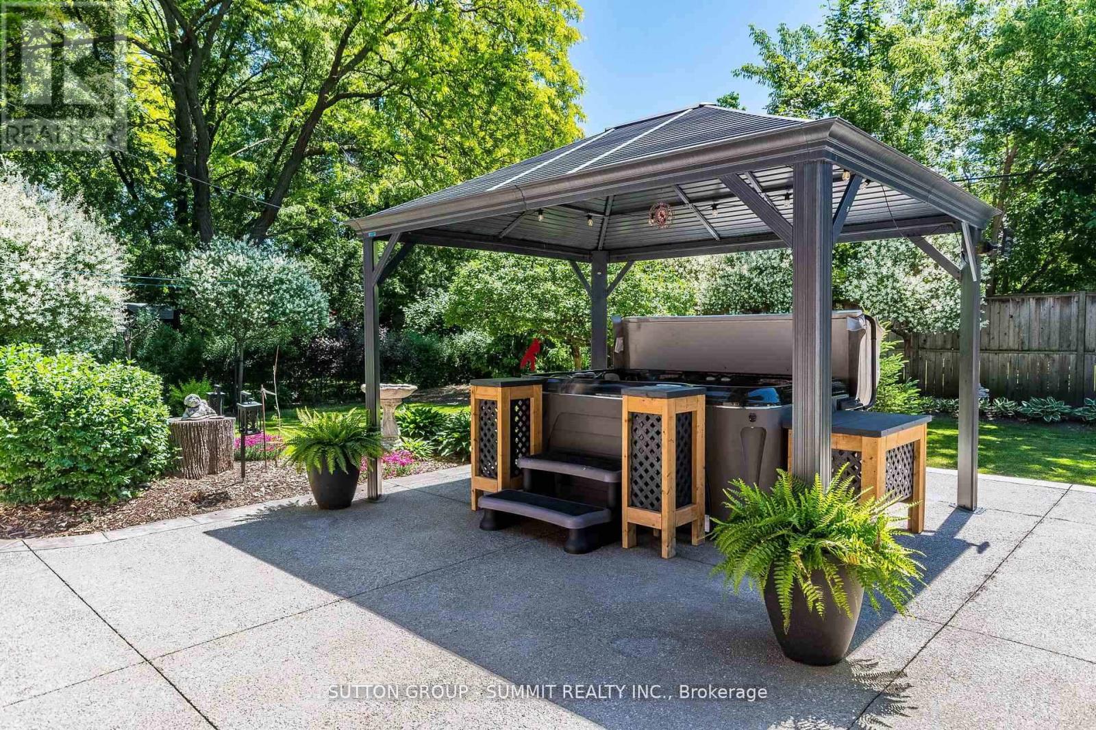 2084 EDINBURGH DRIVE - 43