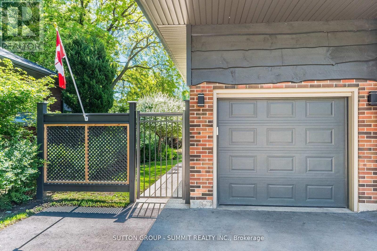 2084 EDINBURGH DRIVE - 5
