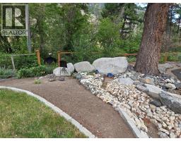 2633 9th Street, Olalla, BC V0X1N6 Photo 43