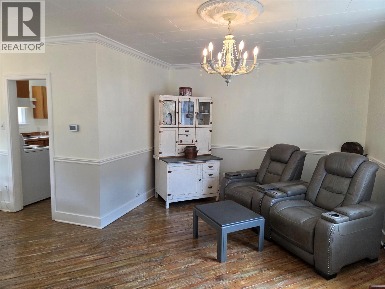 2633 9th Street - 6