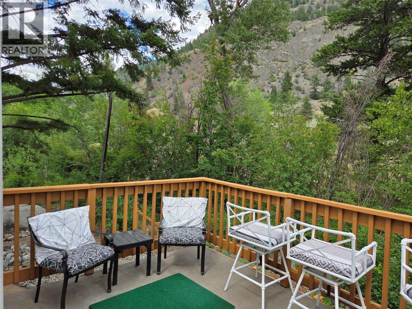 2633 9th Street - 13