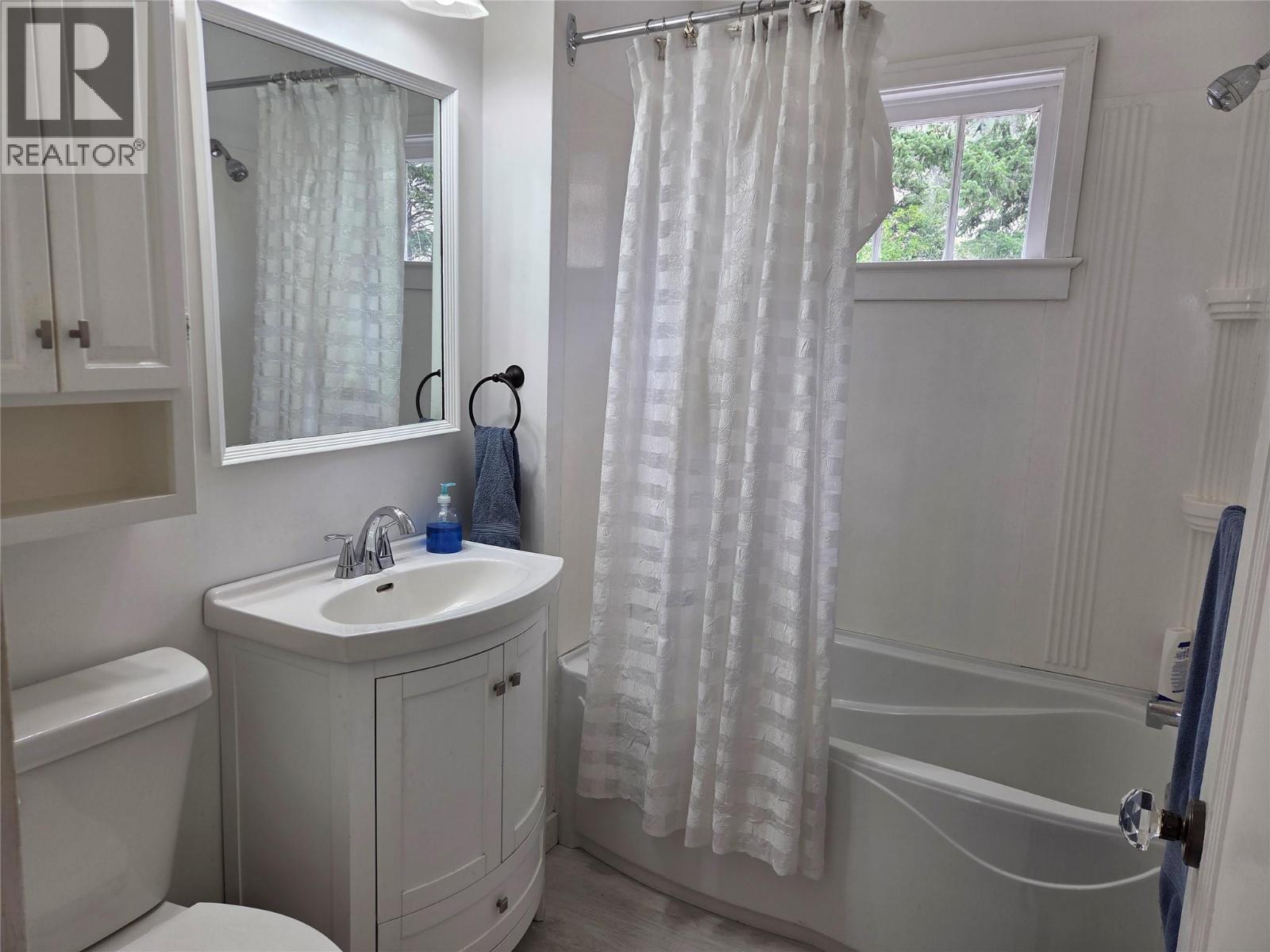 2633 9th Street - 17