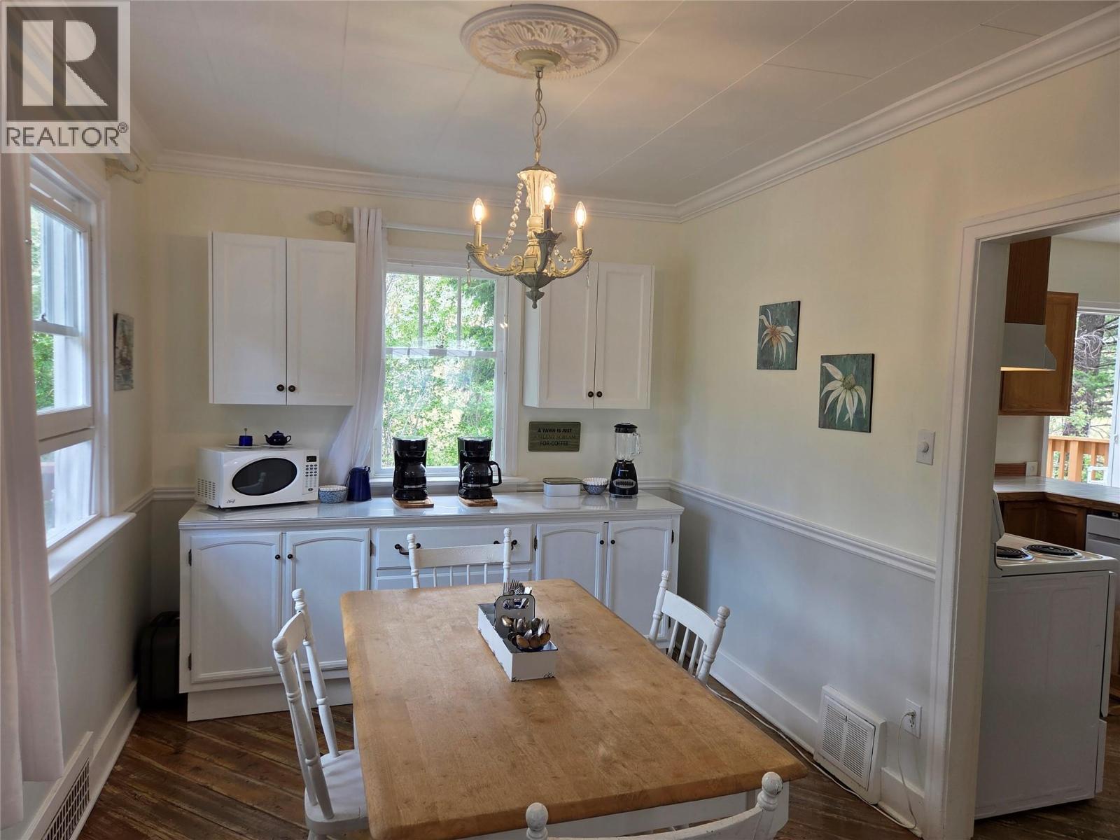 2633 9th Street - 8
