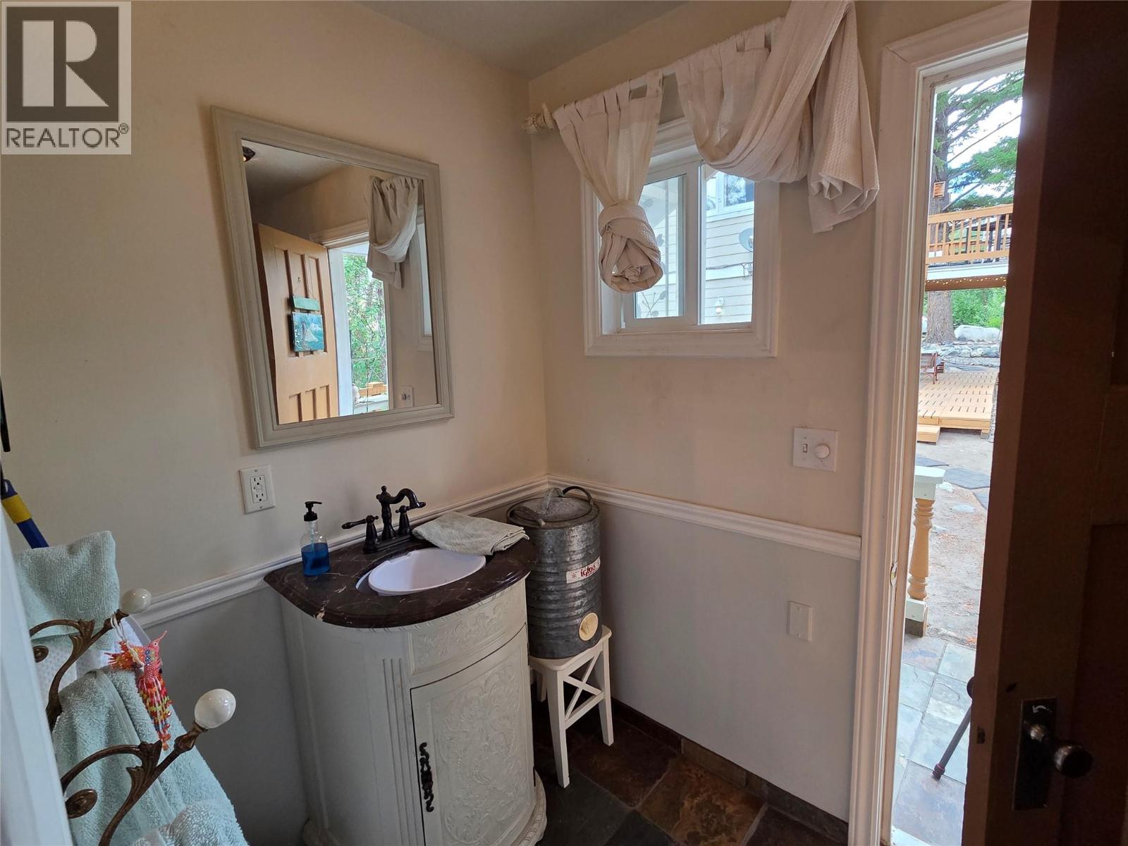 2633 9th Street - 34