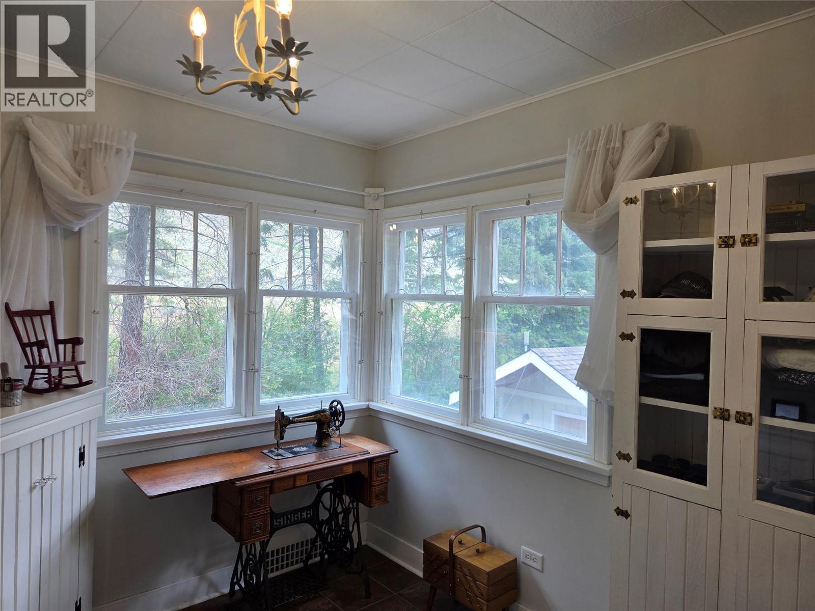 2633 9th Street - 19