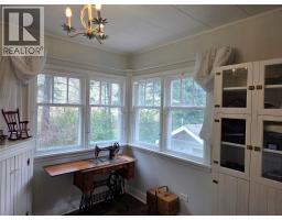 2633 9th Street, Olalla, BC V0X1N6 Photo 19