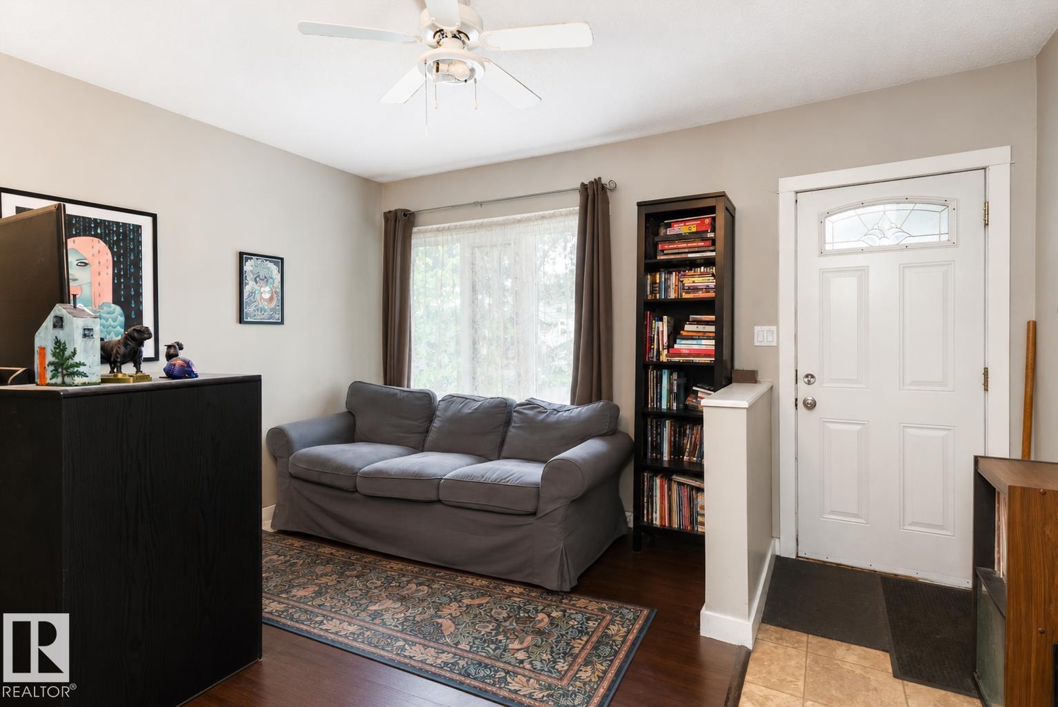 9631 78 AV NW - photo 2