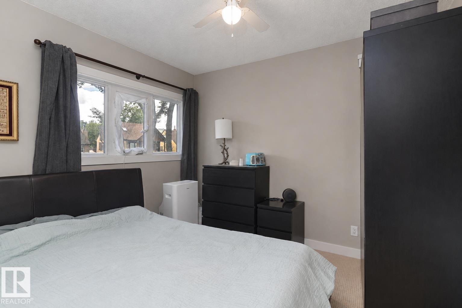 9631 78 AV NW — photo 9