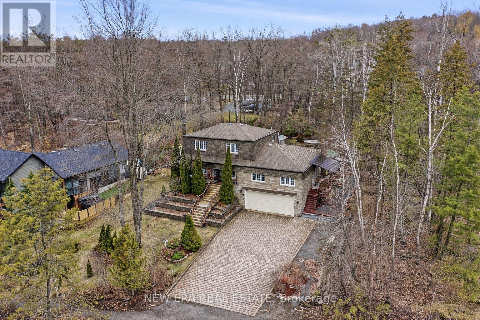 645 HATTON AVENUE - 2