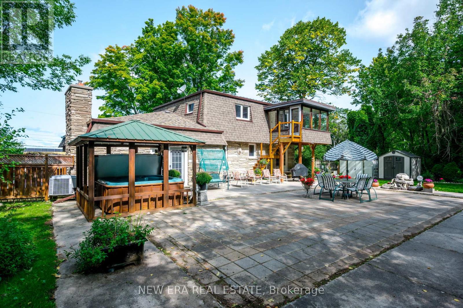 645 HATTON AVENUE - 40