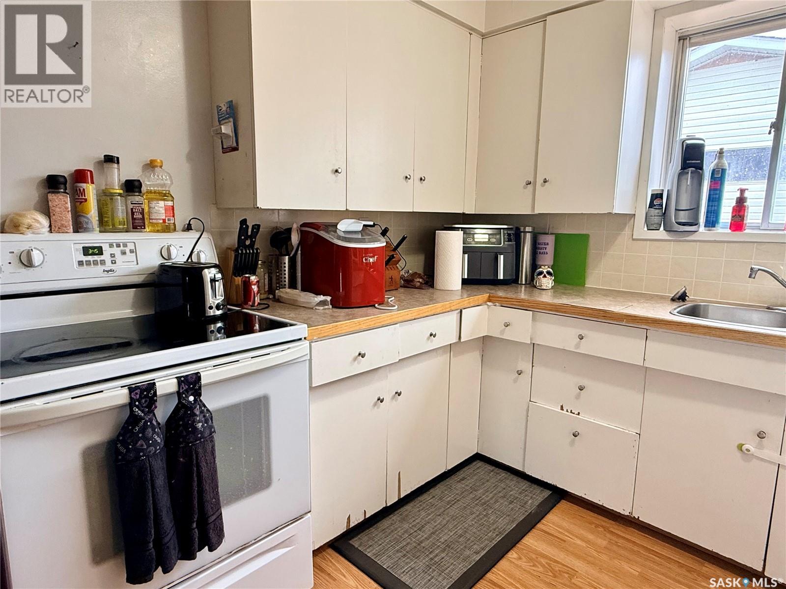 160 3rd AVENUE SE - 19