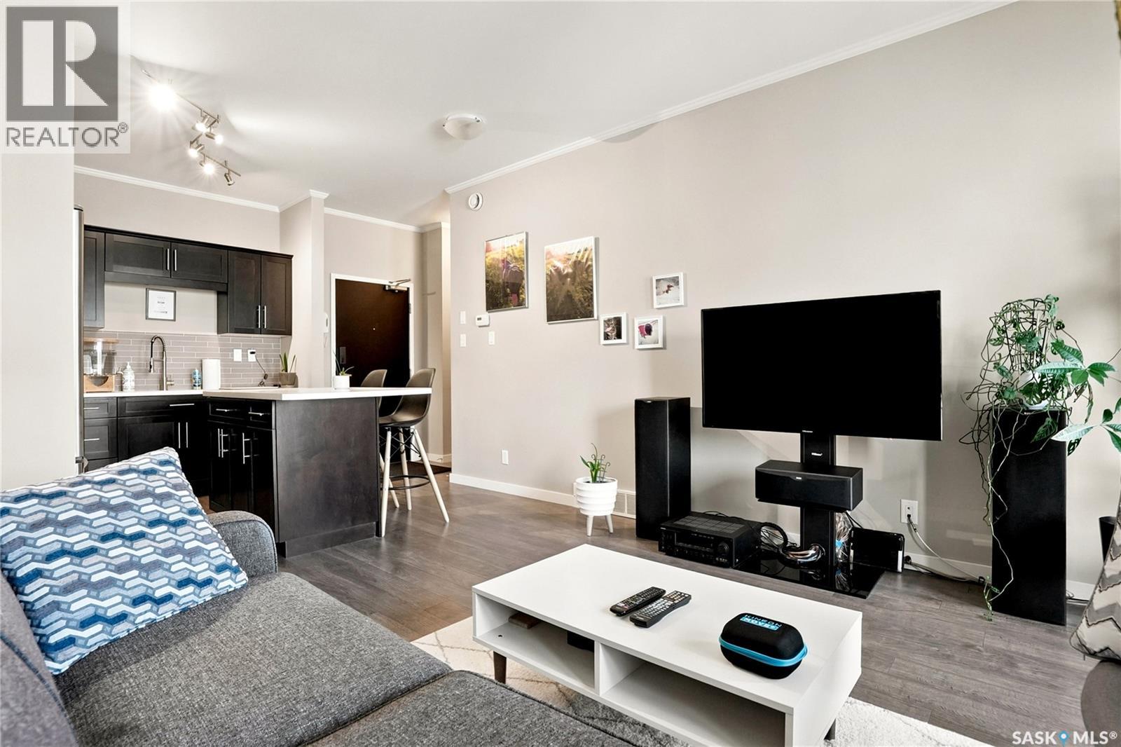 #103 720 Baltzan BOULEVARD - 13