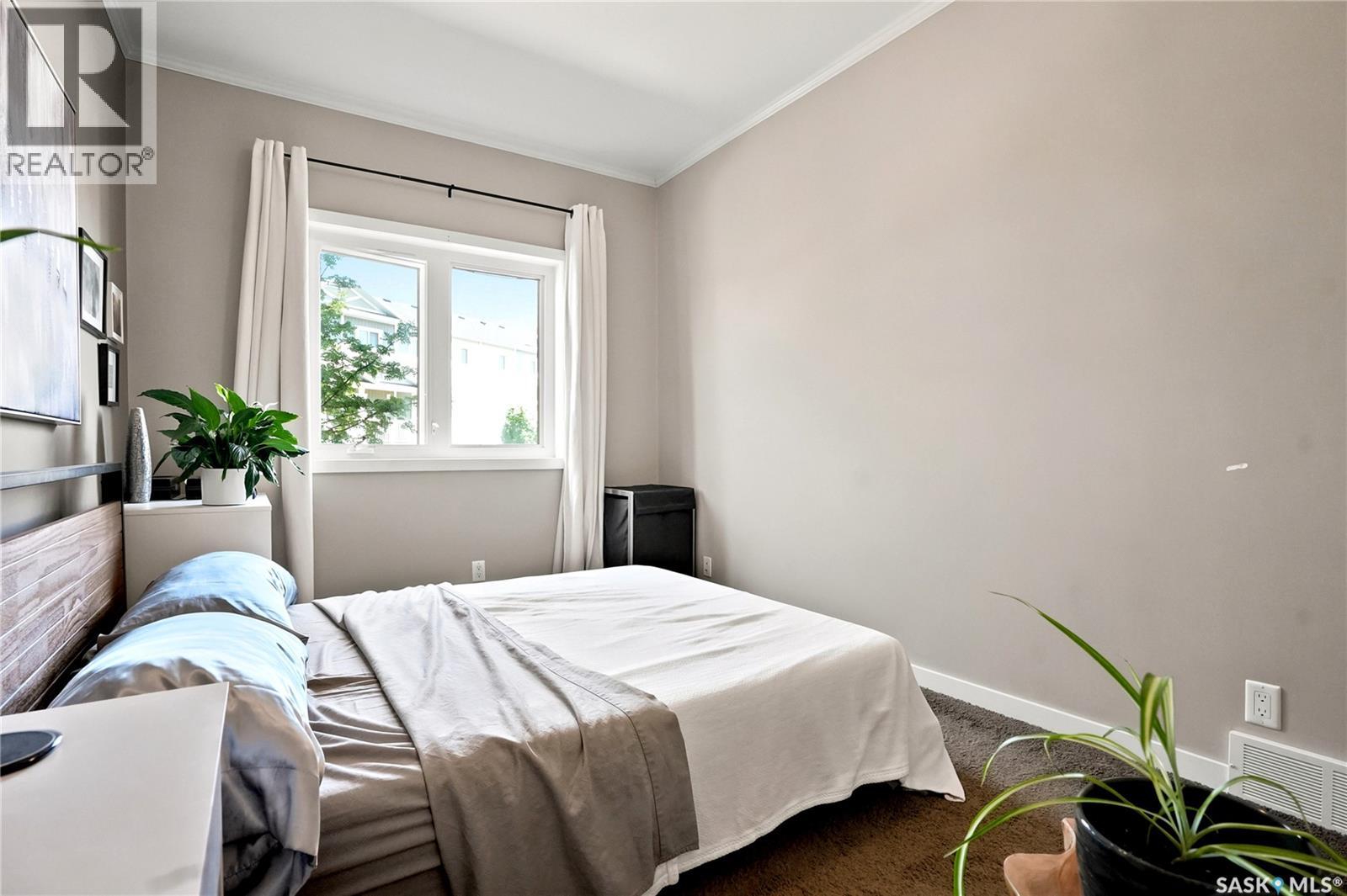 #103 720 Baltzan BOULEVARD - 17