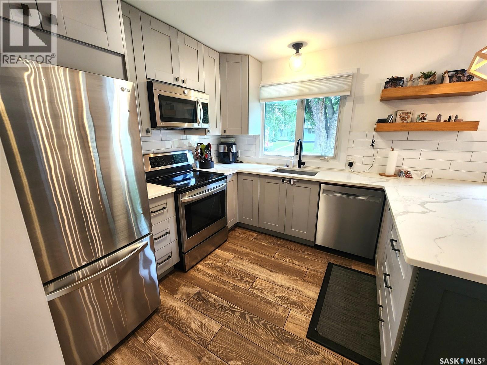 1111 Hudson ROAD — photo 6