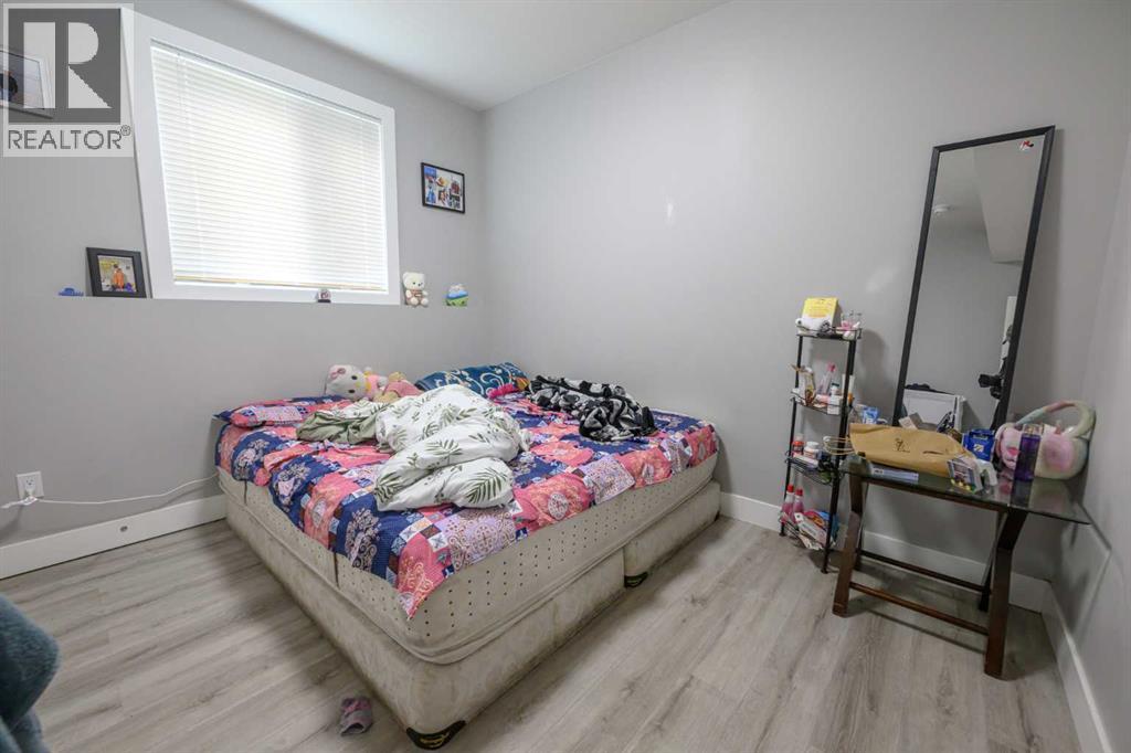 9303 107 Avenue - 22