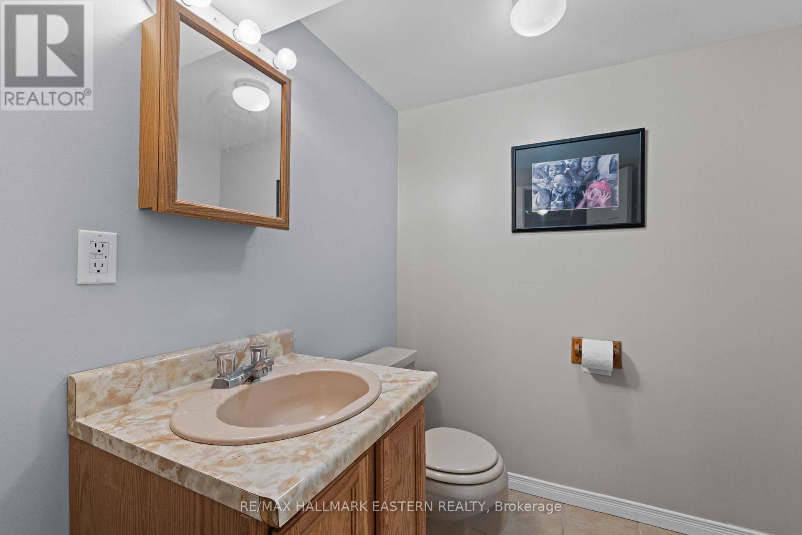 503 ROMAINE STREET - 35