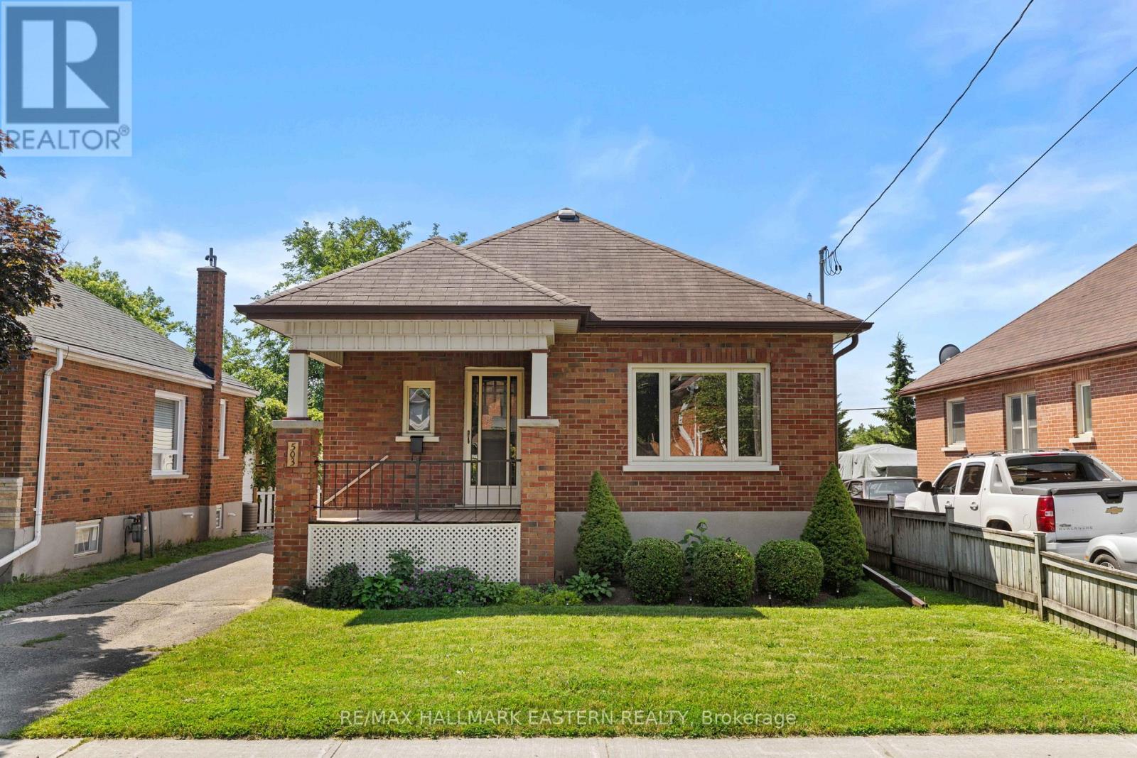503 ROMAINE STREET - 39