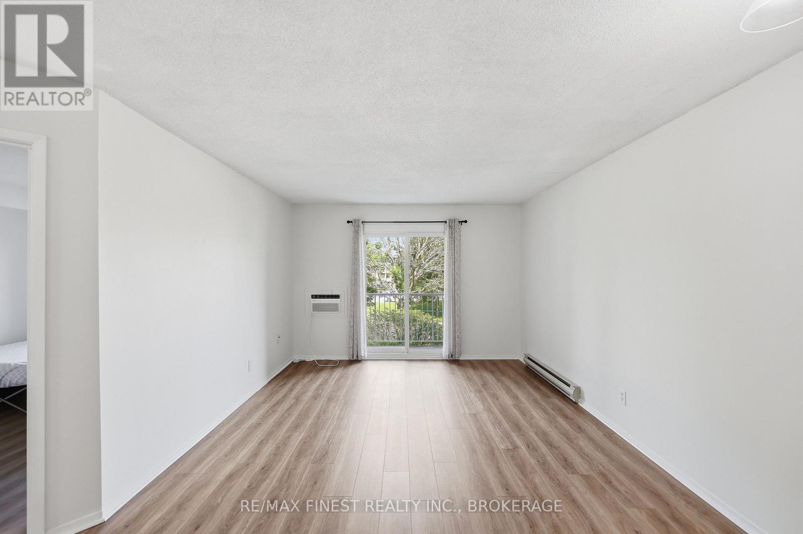 #206 573 ARMSTRONG ROAD - 15