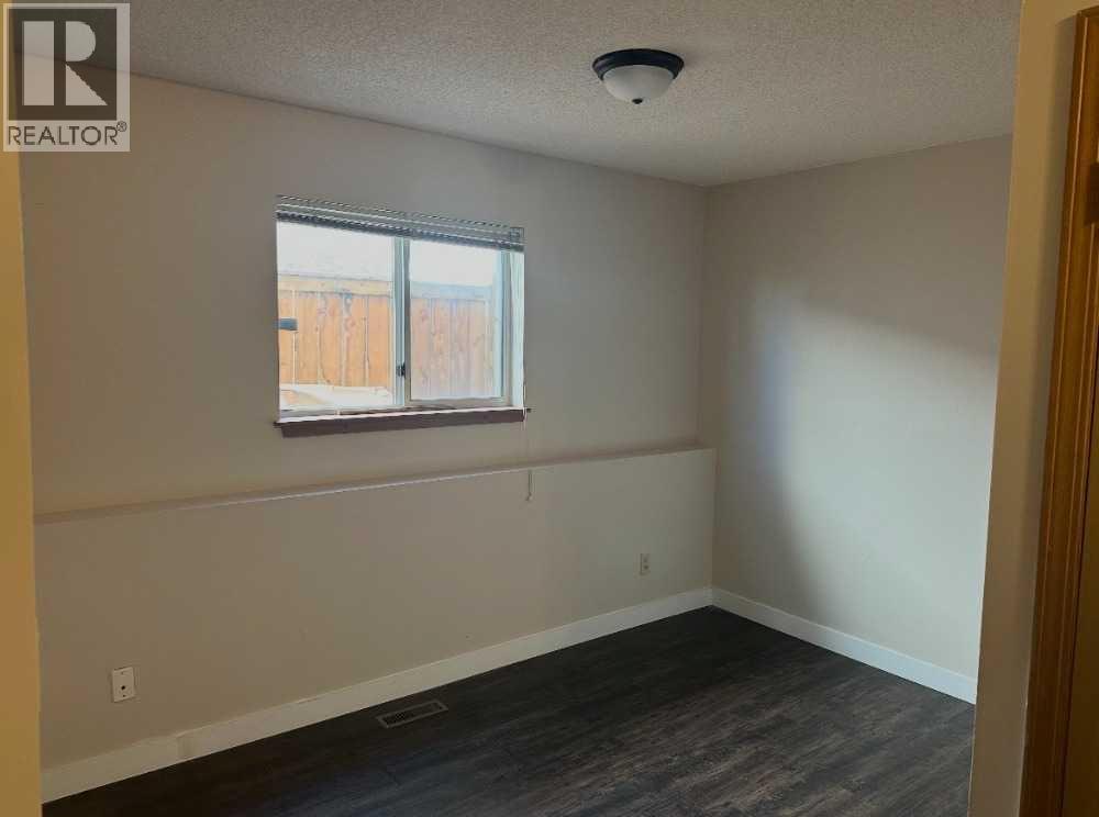 6934 Laguna Way NE — photo 37