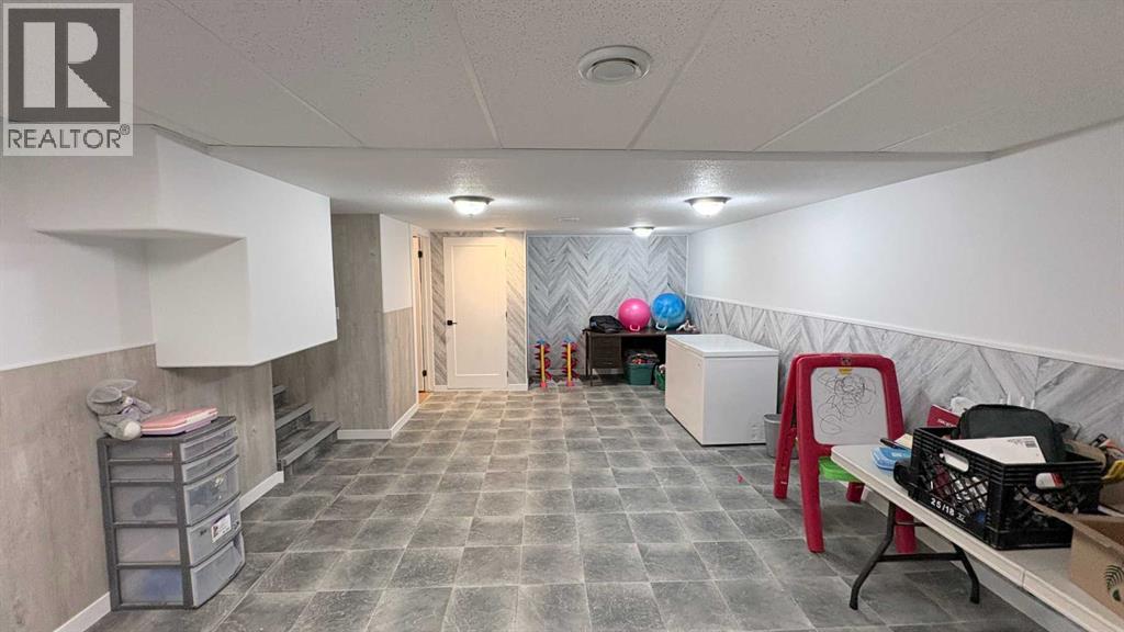 253 Westview Crescent - 23