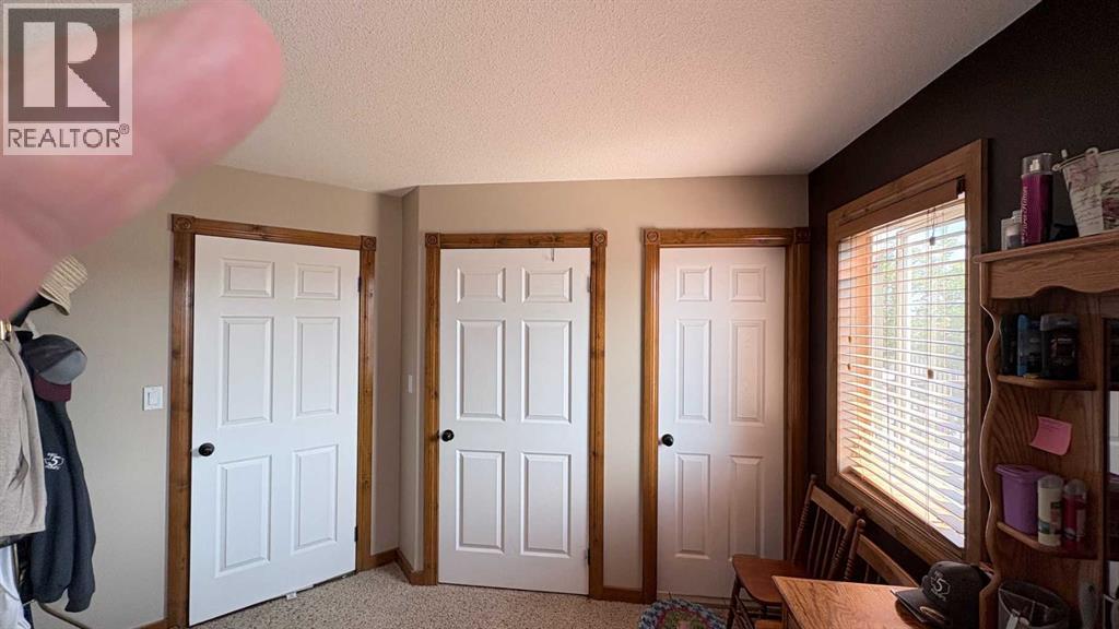 253 Westview Crescent - 18