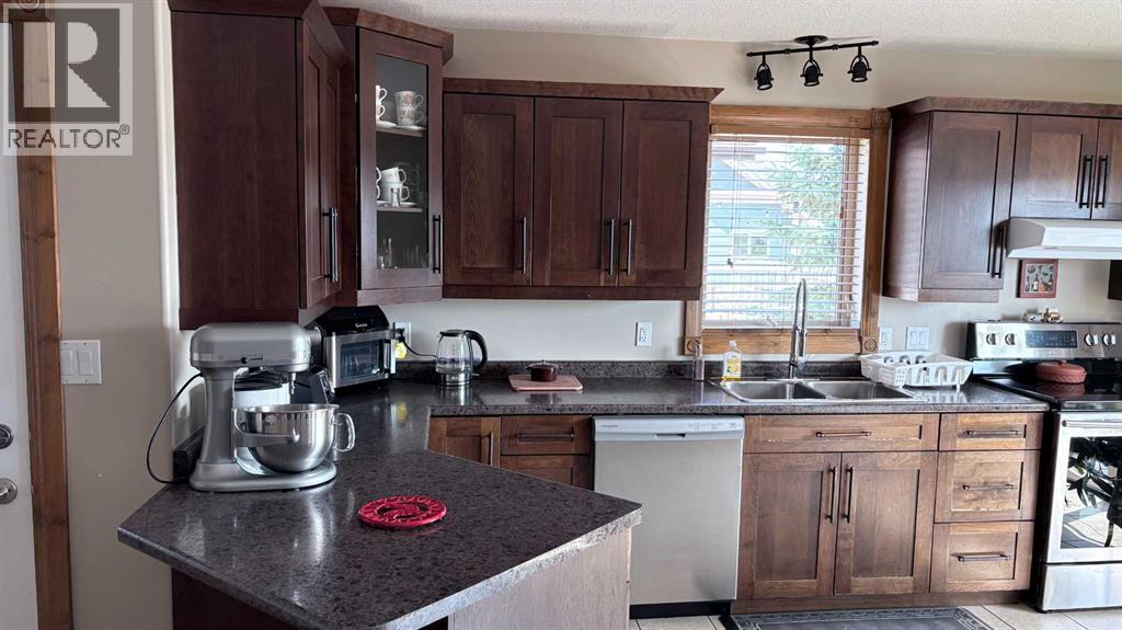 253 Westview Crescent - 6