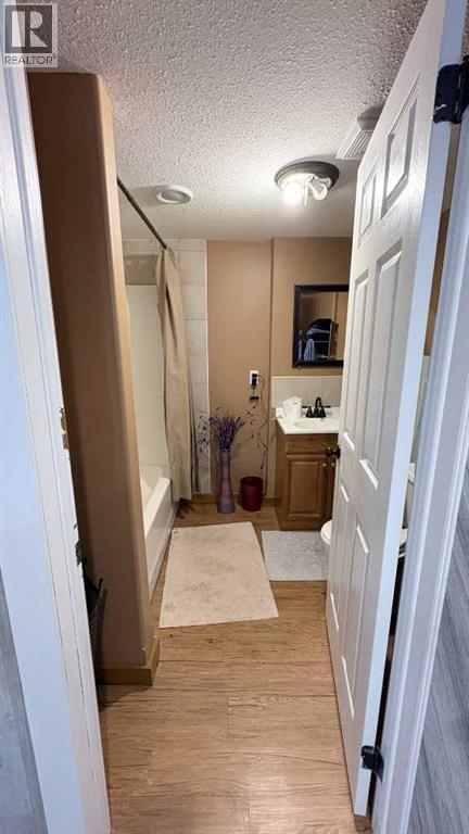 253 Westview Crescent - 22