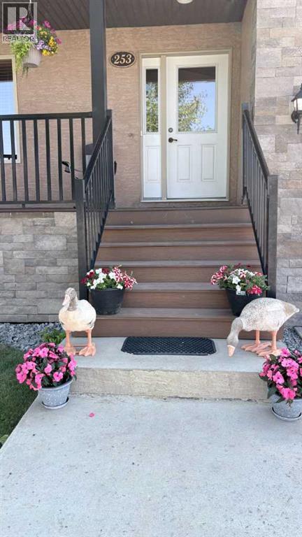 253 Westview Crescent - 36