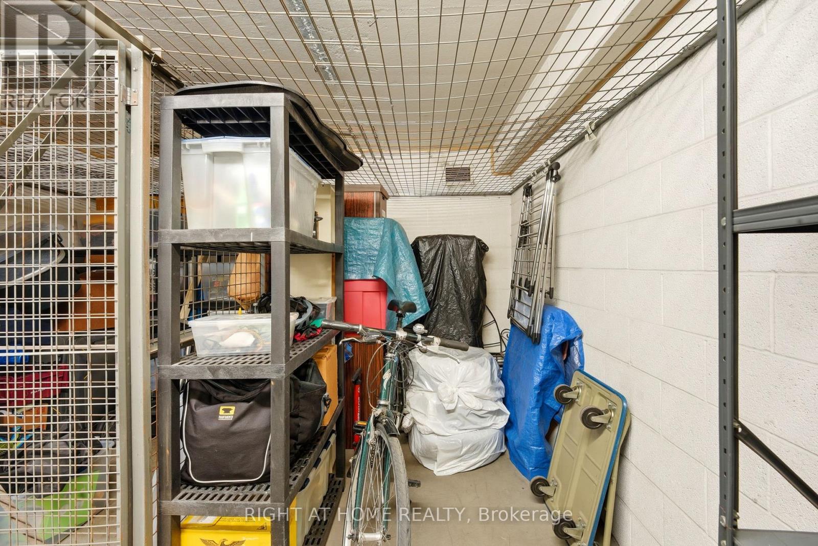 #1602 298 JARVIS STREET - 27
