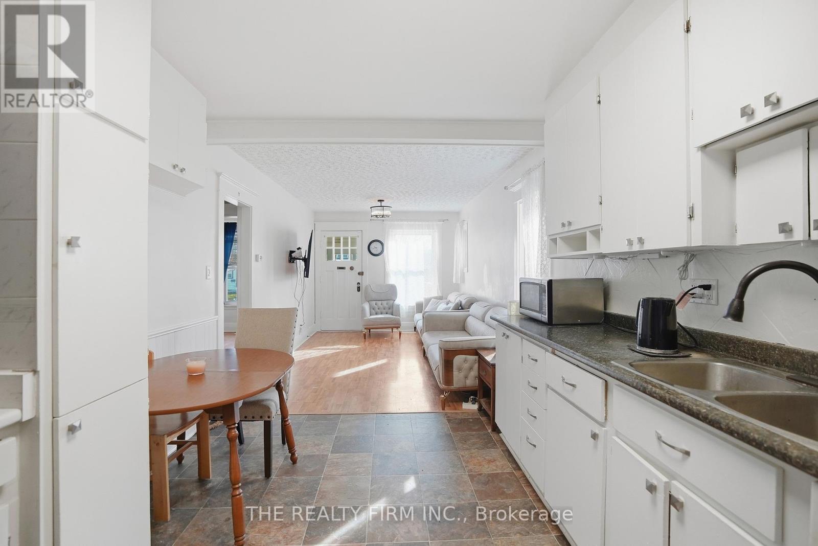 151 BRISBIN STREET - 13