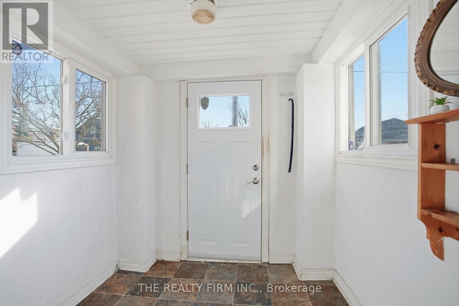 151 BRISBIN STREET - 6