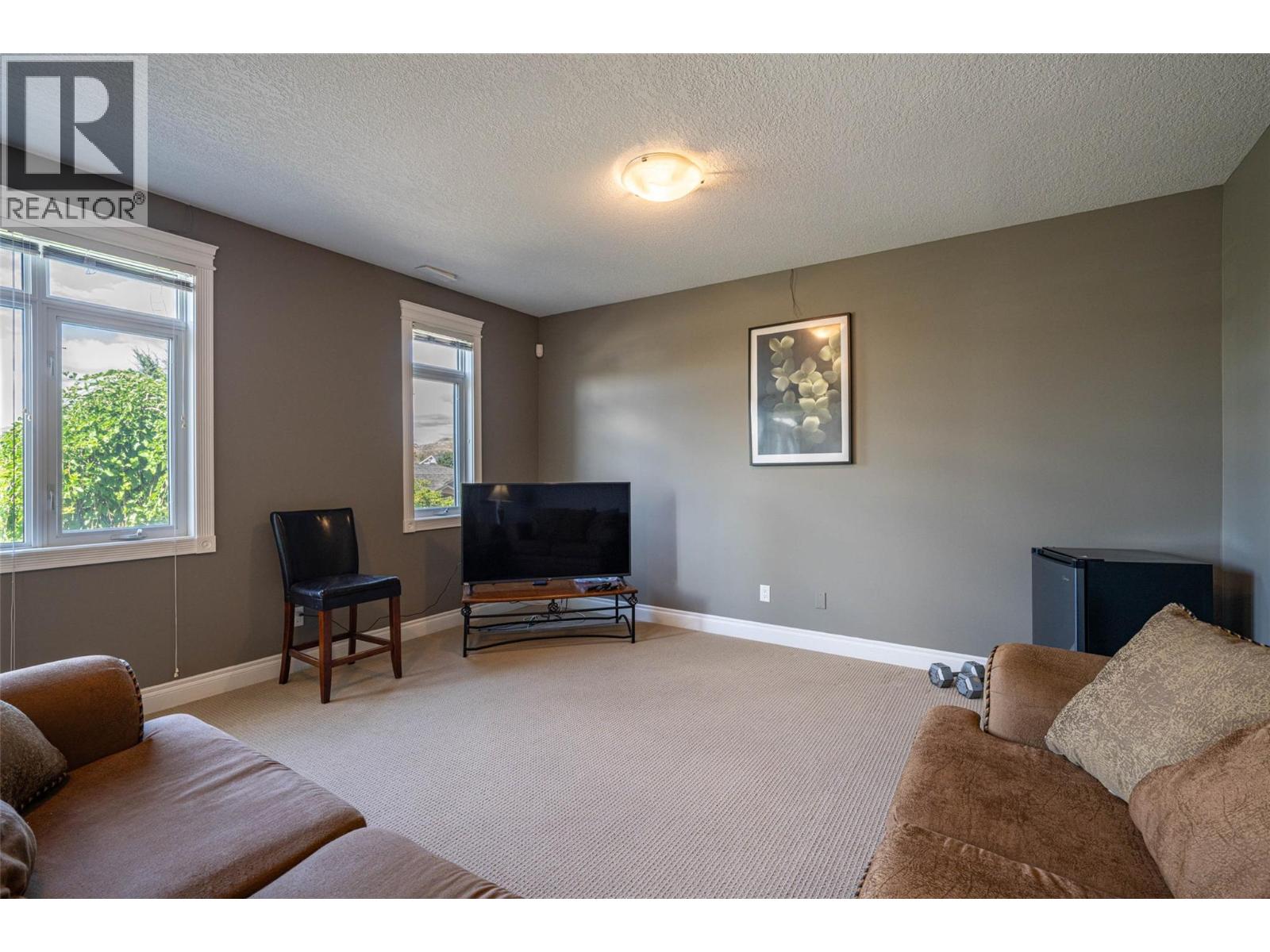 733 Mt York Drive - 42